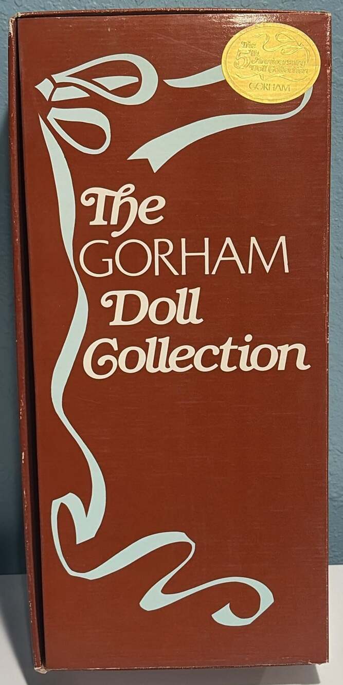 Gorham Gabrielle Porcelain Musical Doll 8402A Close to You